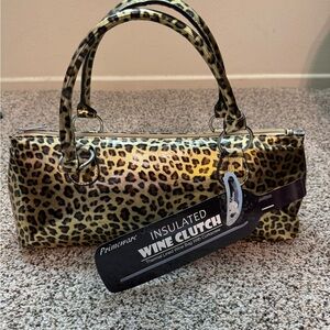 Primavera Leopard Print Insulated Clutch